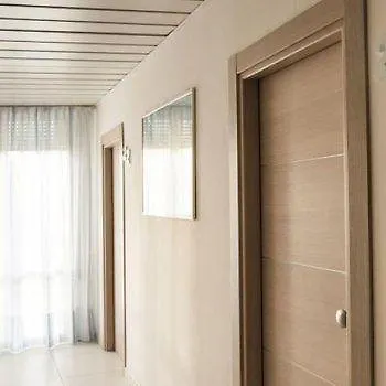 Hotel Sandra Rimini 3*,  Italie